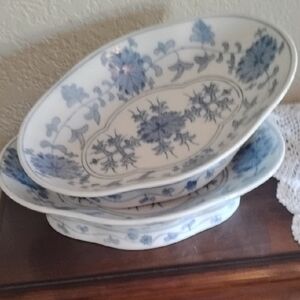 Pair Of Vintage Antique Blue and White Floral Porcelain Dish Set